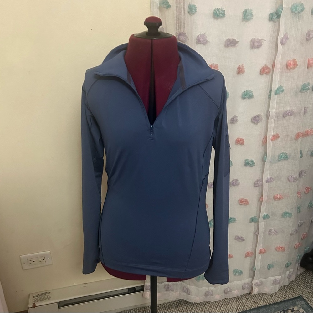 Arc’teryx base layer zip neck long sleeve